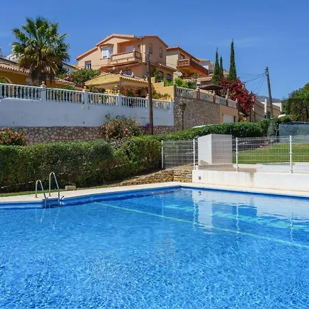 Exceptional Family With Pool By Costarentals - Ref 194 丰希罗拉